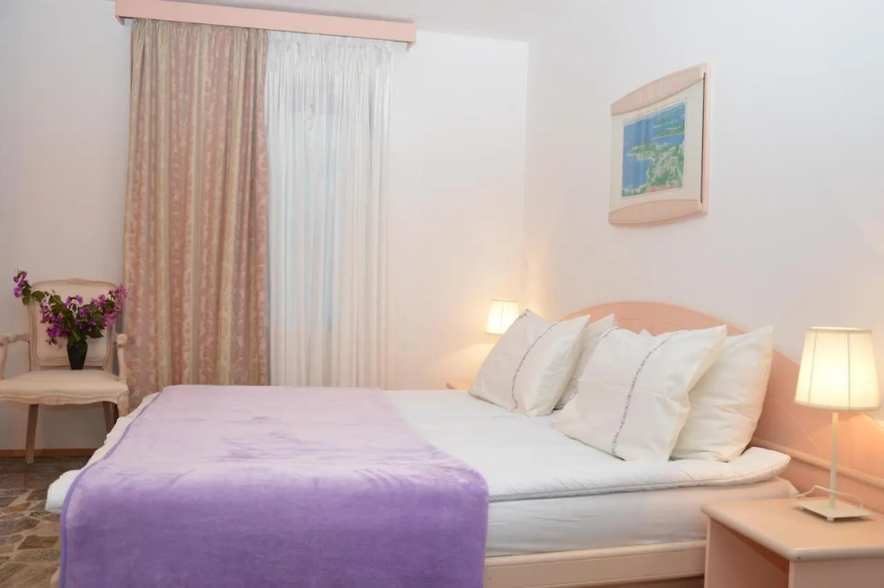 Apartments Aurelia Nova Vas 0*,